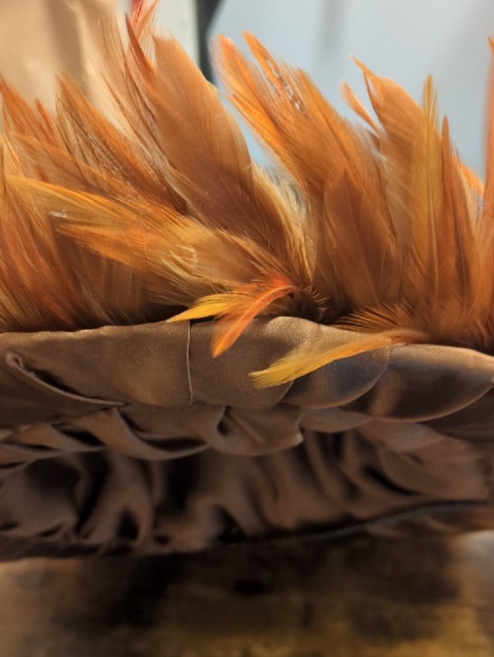 Vintage Brown Feather Brim Women's Hat with Cream Trim - Picture 4 of 7